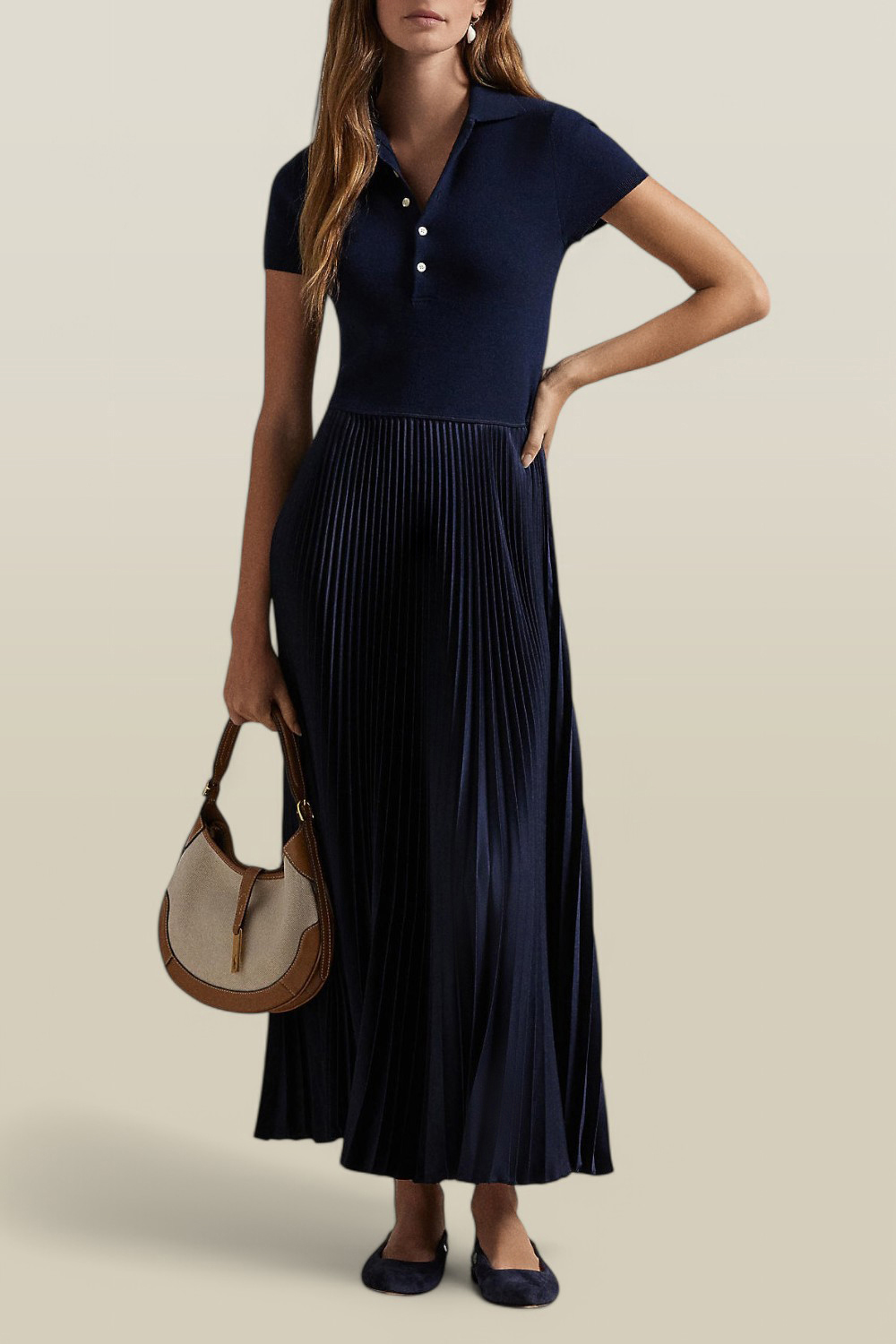 תמונת כל הלוק של שמלת פולו